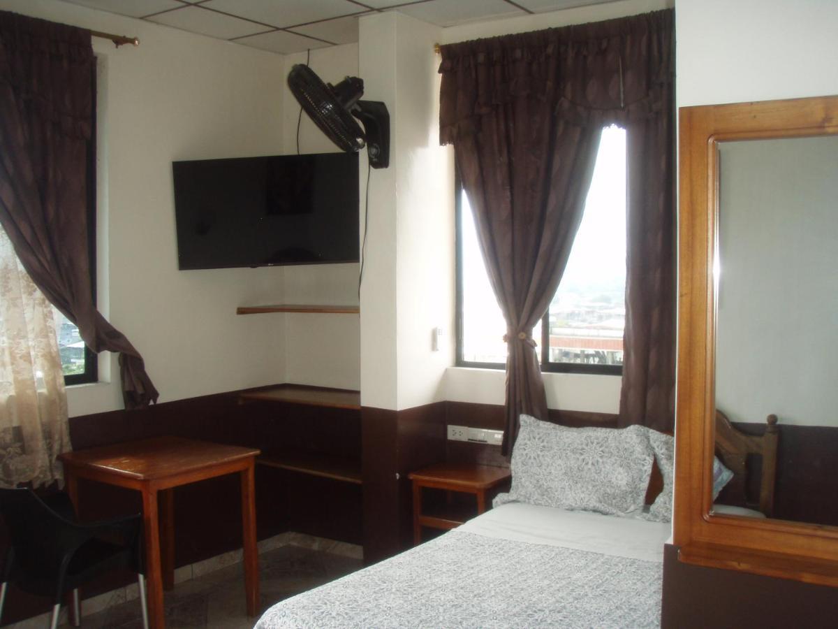 Hostal Limoncocha Tena Exteriér fotografie